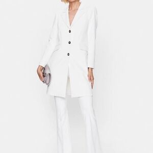le chateau White Long Blazer